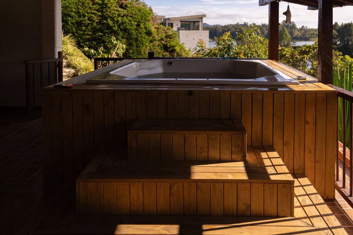 Guatapé vacation rentals - BBQ and grill area