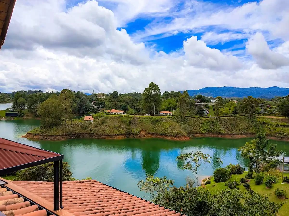 Vista de Guatapé desde nuestro blog